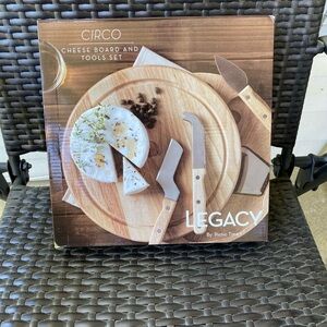 Circo Cheese Board and Tools Set - Natural Wood